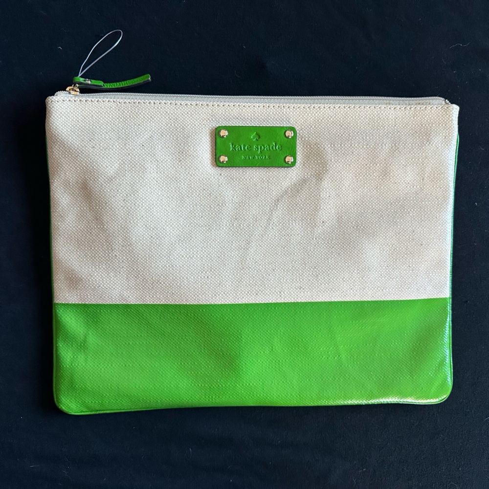 Kate Spade Green and Cream Zip Pouch cosmetic bag